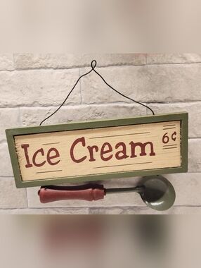 Cute Ice Cream 6c With Scooper Wall Art